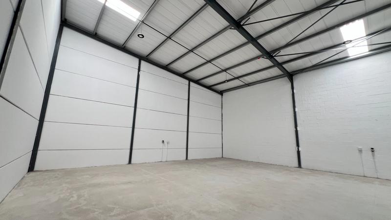 To Let commercial Property for Rent in Killarney Gardens Western Cape